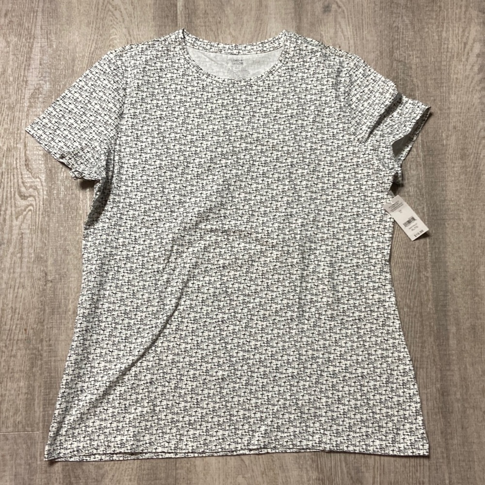 NWT t shirt